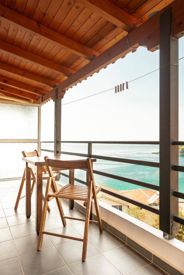 Margarita Guesthouse Himare Exterior photo